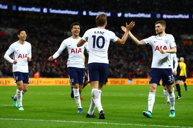 斯诺克世锦赛：丁俊晖暂时领先吉尔伯特 肖国栋淘汰周跃龙晋级